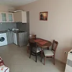 Sunny Sands Apartamento *