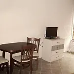 Sunny Sands Apartamento *