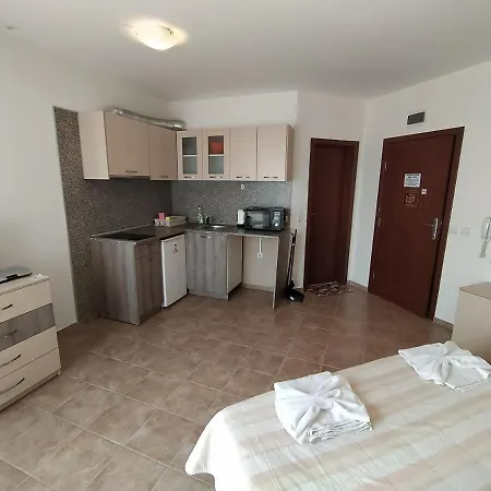 Sunny Sands Apartamento *