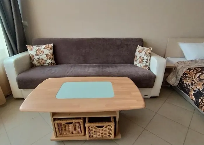 Sunny Sands بورغاس