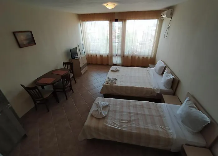 Sunny Sands Apartamento *