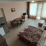 Апартаменты Sunny Sands Бургас