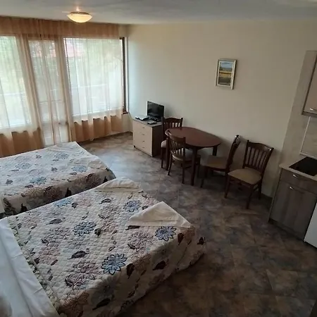 студиа слънчеви пясъци Бургас