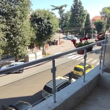 서니 샌즈 스튜디오 *