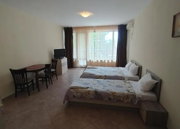 서니 샌즈 스튜디오 *